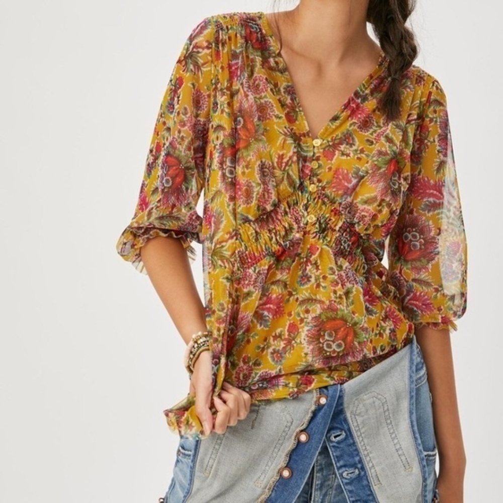 By Anthropologie Gretchen Smocked Tunic Top Medium Gold Pink Floral Mesh